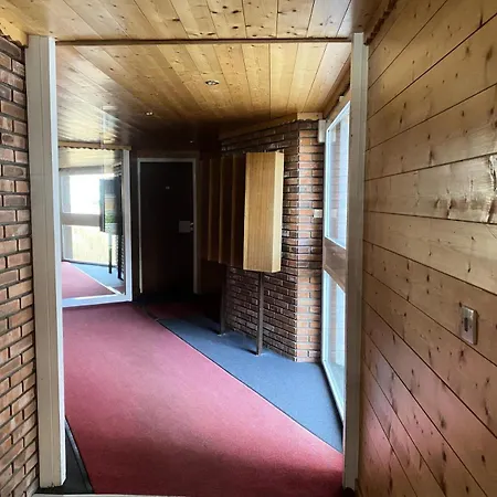 Roc De Peclet 2 - Location: Chaleureux Avec Dans Un Quartier Calme Mae-9051